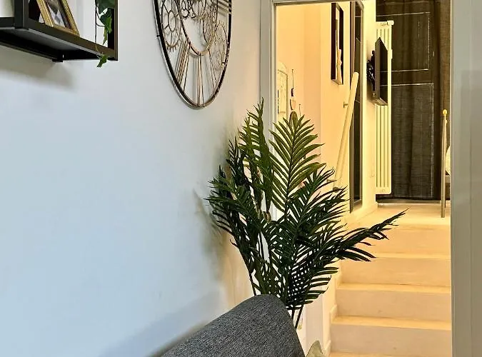 The Place בולוניה